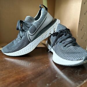 Nike Black and Gray Athletic Shoes